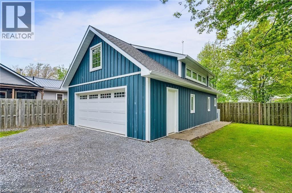 8 Beach Road, Lowbanks, ON