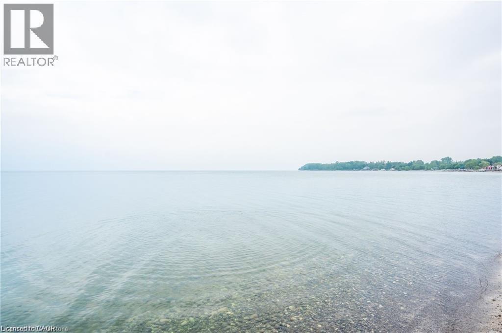 8 Beach Road, Lowbanks, ON