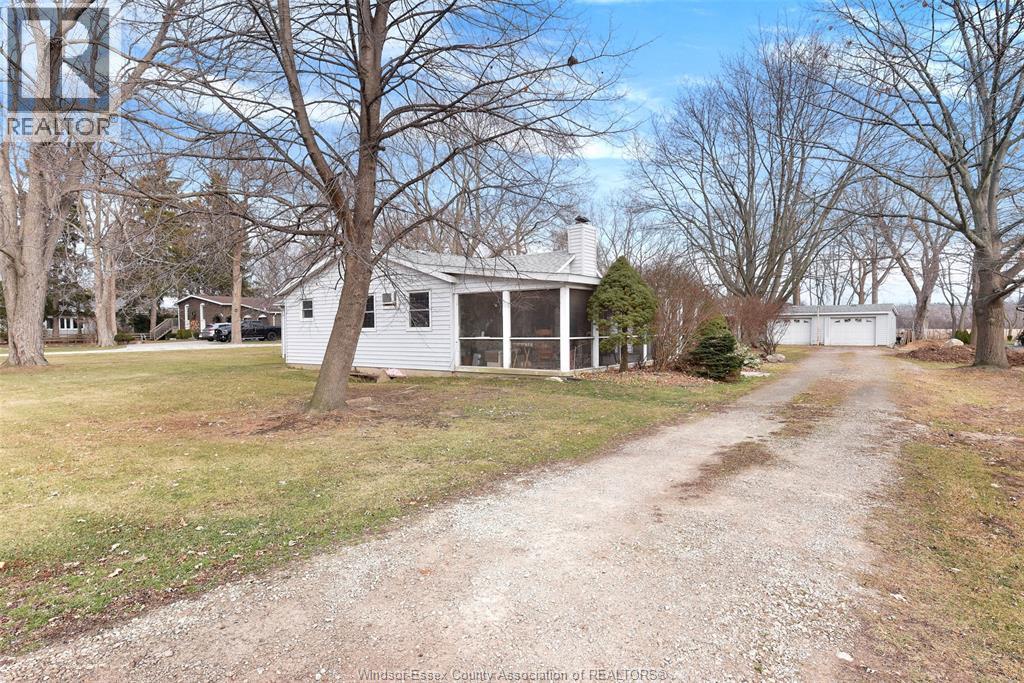 942 Erie Avenue, Kingsville, ON