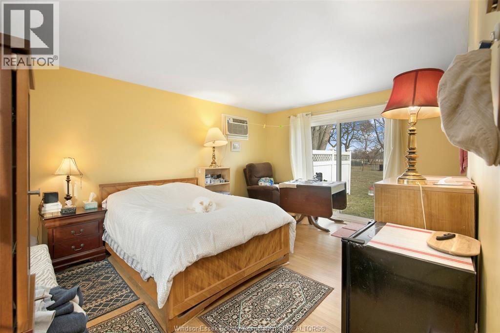 942 Erie Avenue, Kingsville, ON