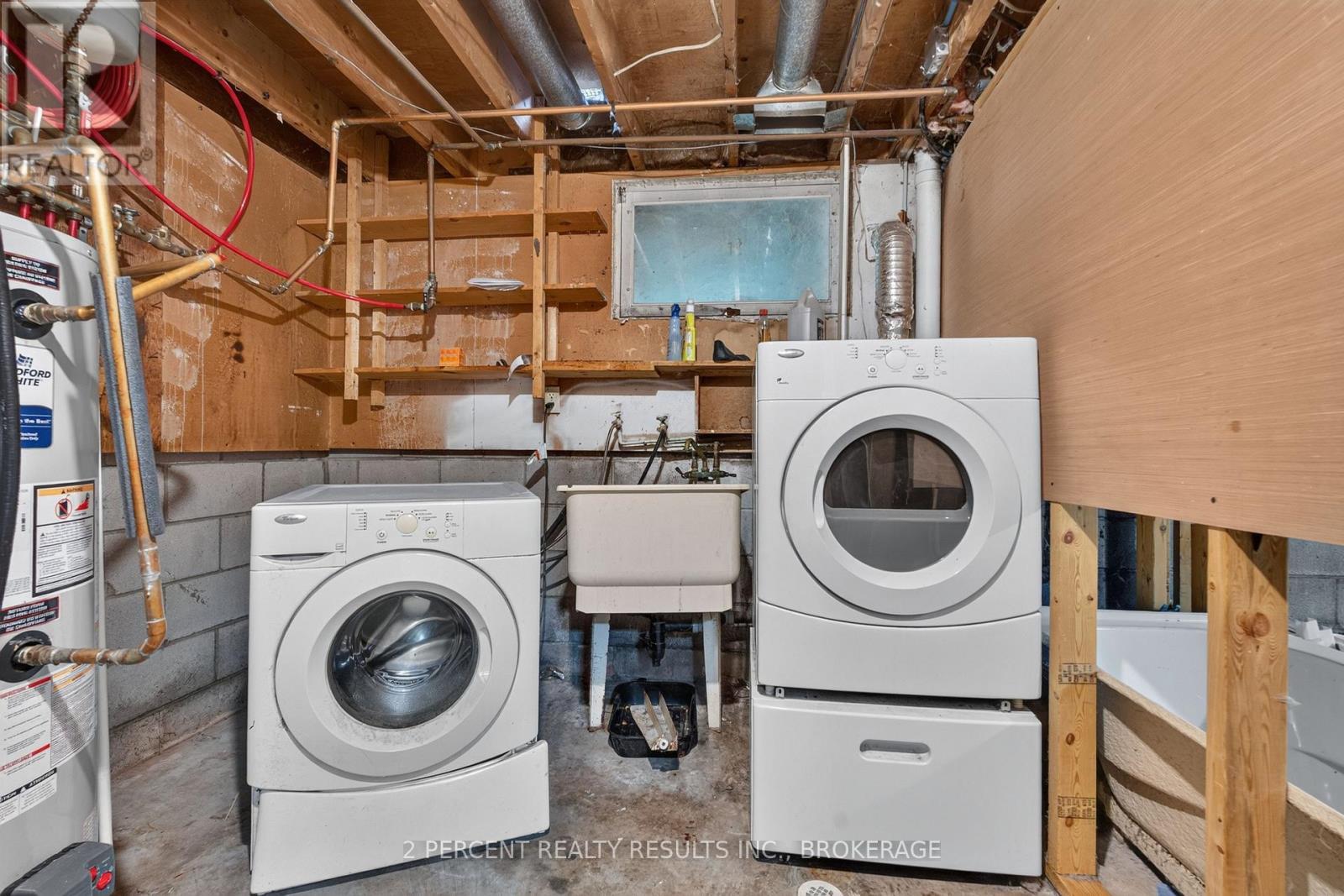 1046 Pinewood Place, Kingston (City Northwest), ON