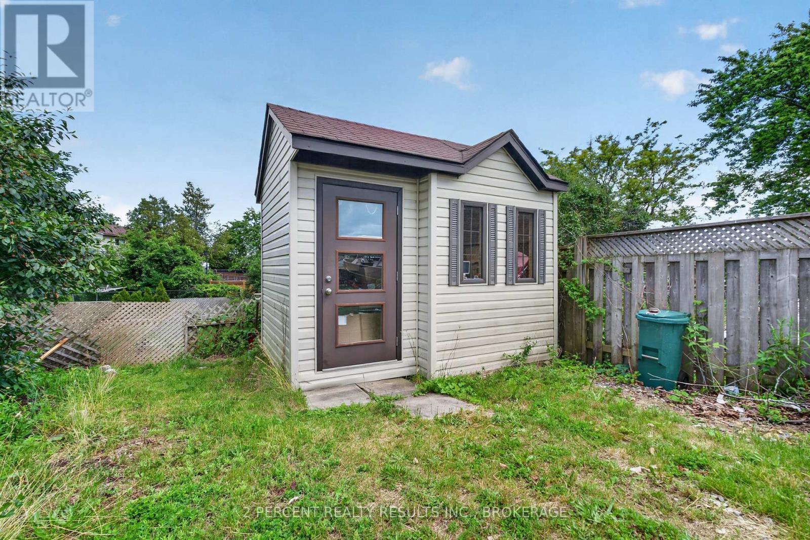 1046 Pinewood Place, Kingston (City Northwest), ON