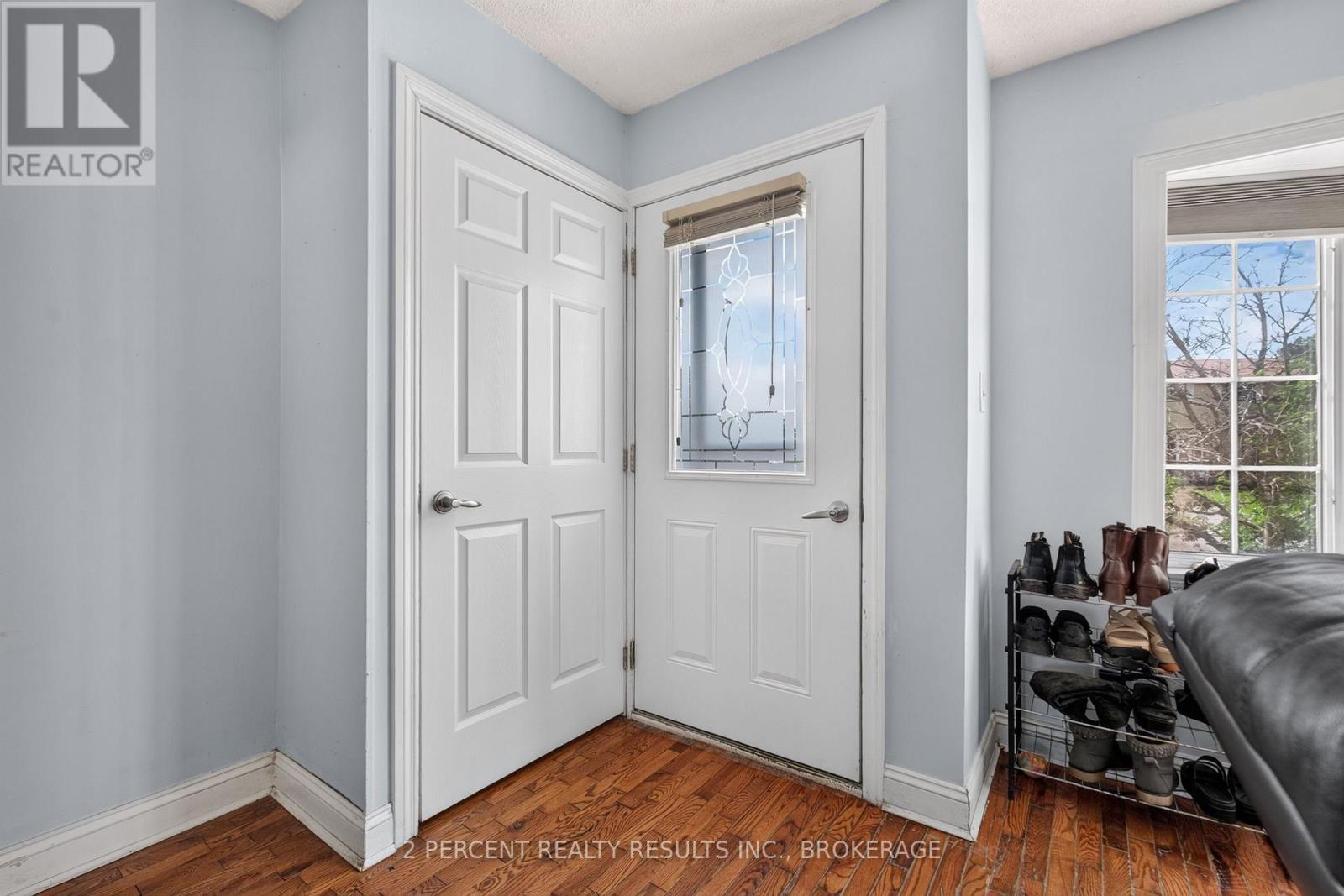 1046 Pinewood Place, Kingston (City Northwest), ON