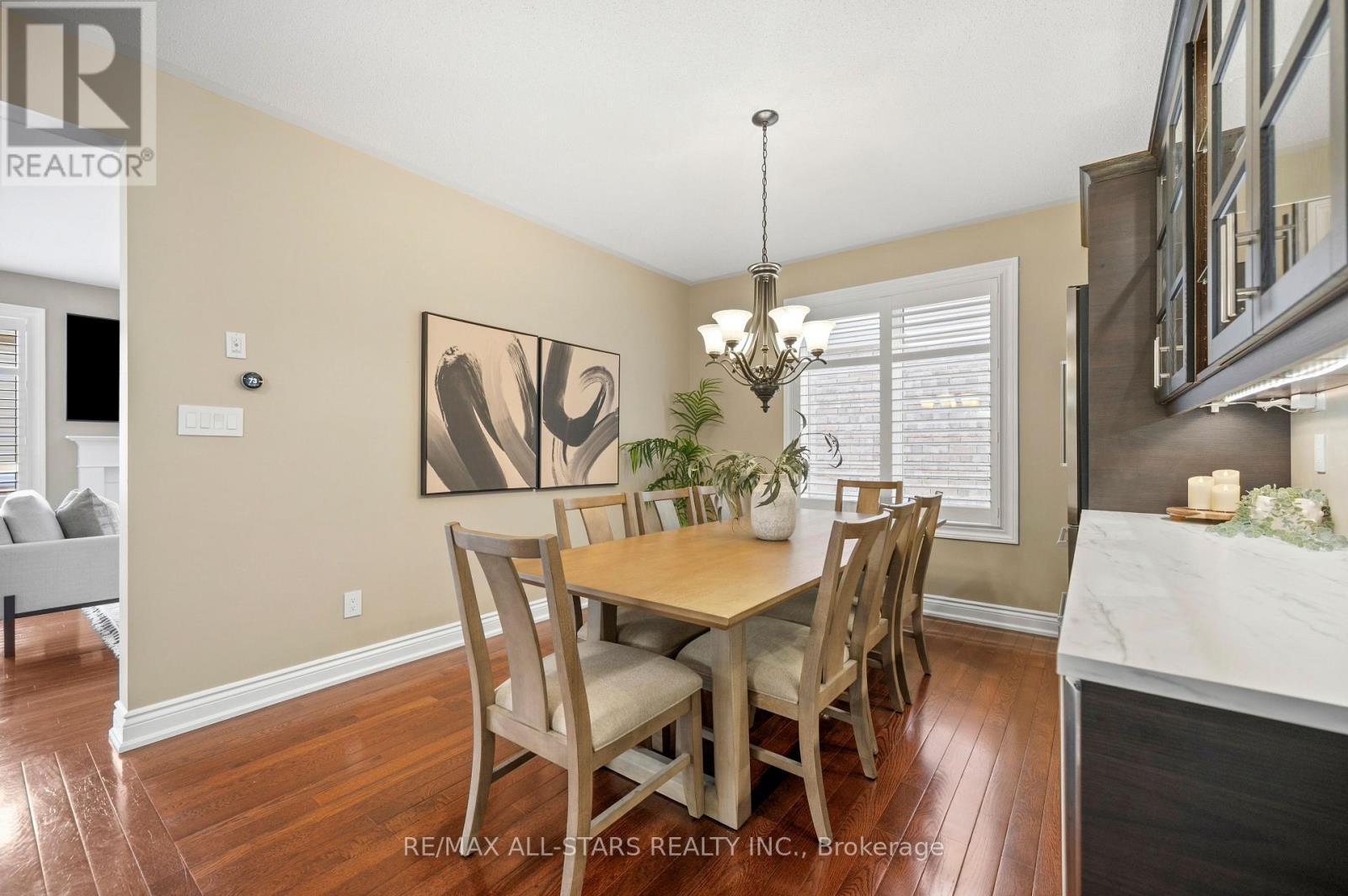 331 Inman Heights, Milton, ON