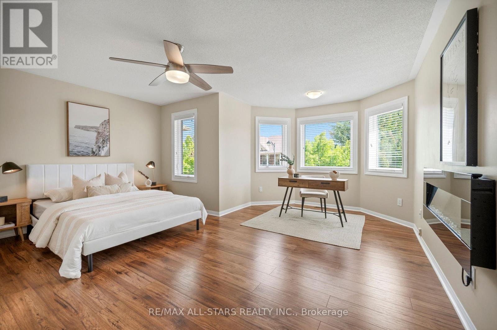 331 Inman Heights, Milton, ON