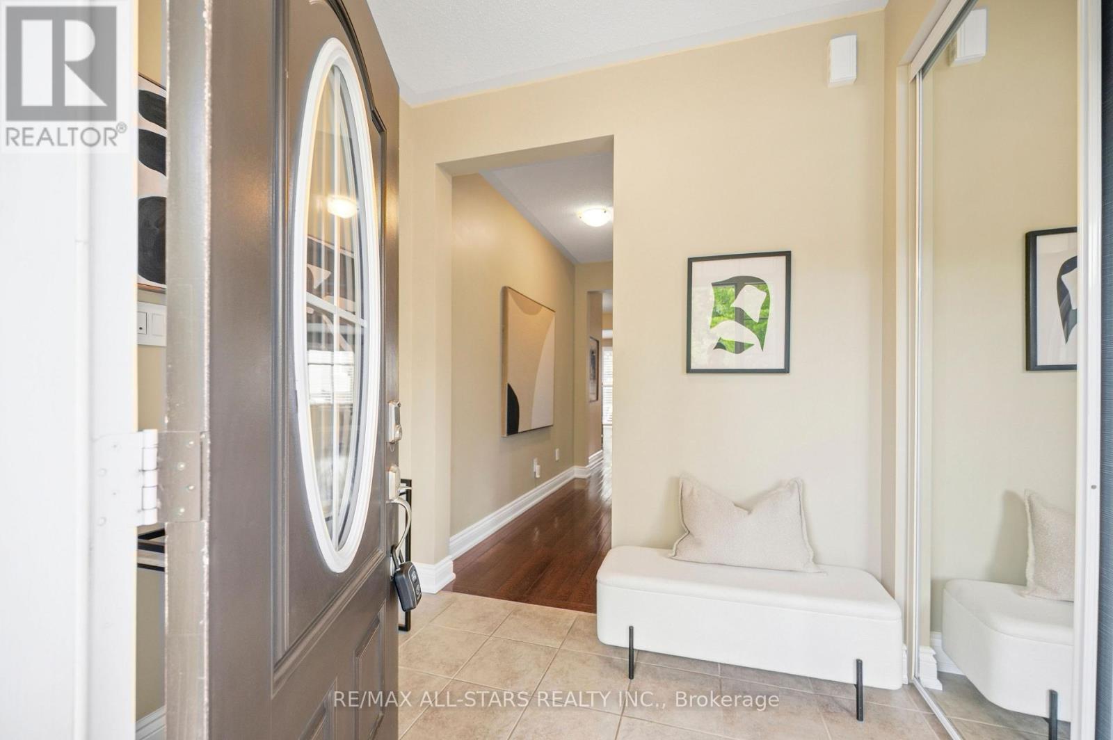 331 Inman Heights, Milton, ON