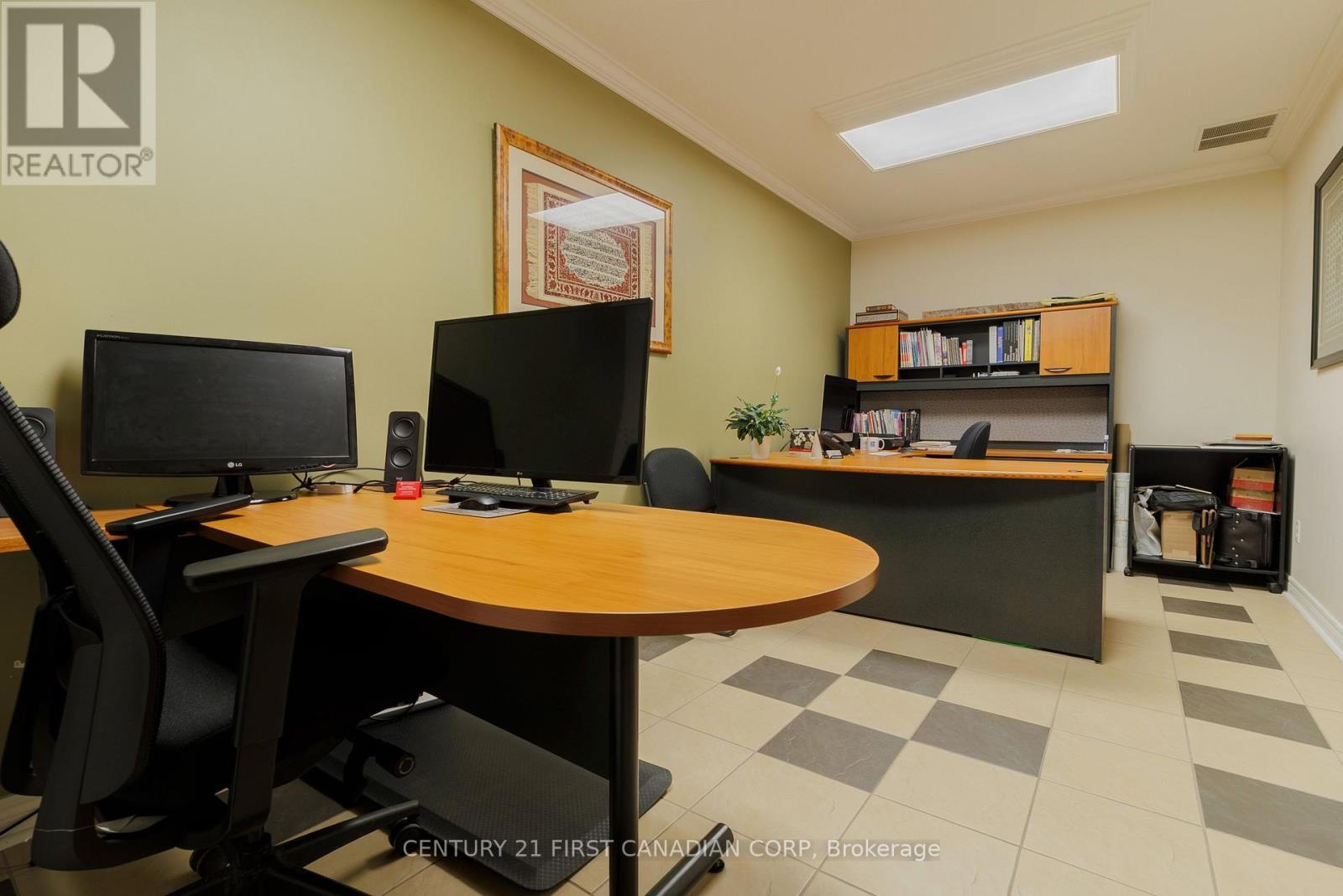 8-9 - 60 Meg Drive, London South (South X), ON