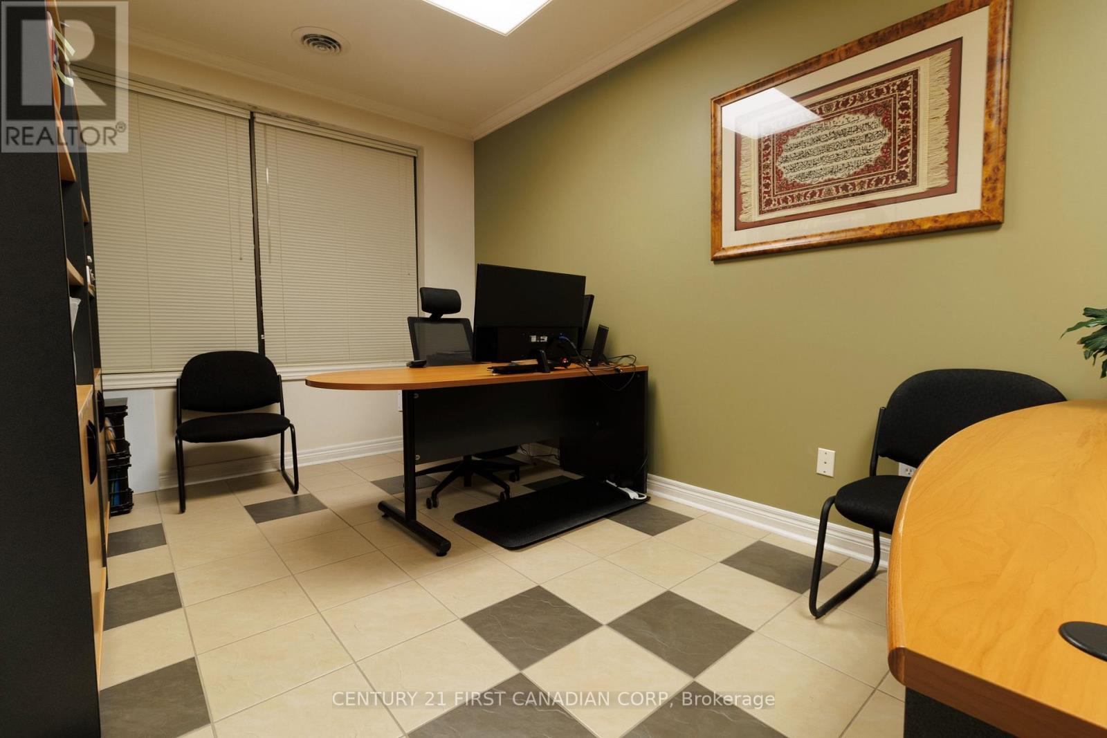 8-9 - 60 Meg Drive, London South (South X), ON