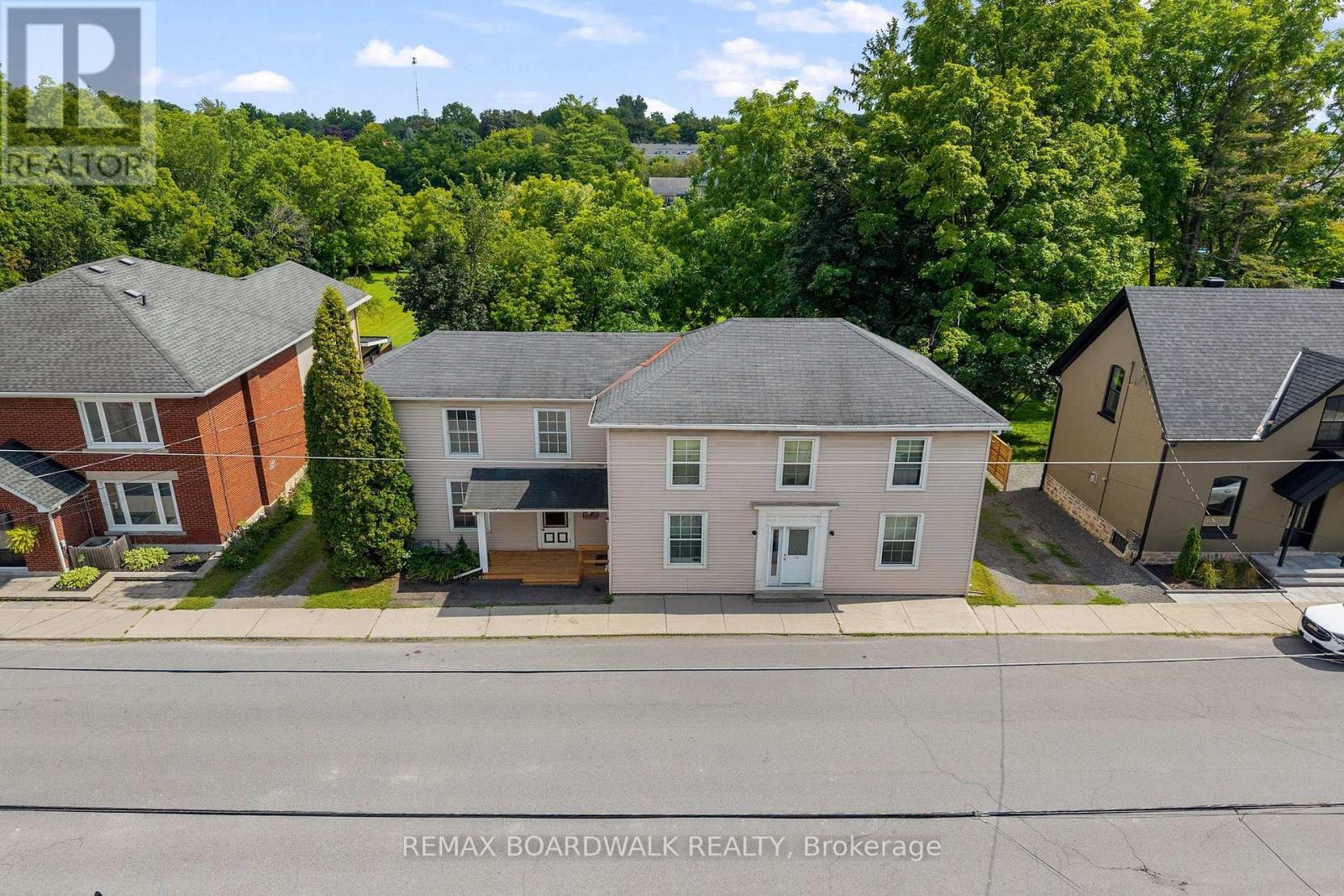 Surrounded by older homes of similar age! - 110-112-114 Clothier Street E, North Grenville, ON