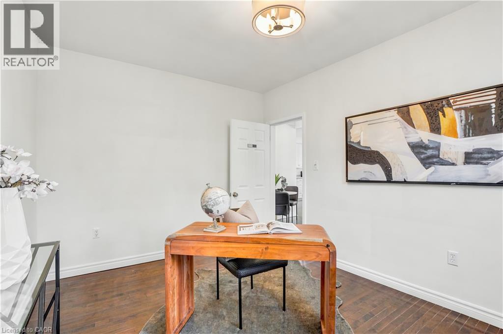 545 Mohawk Road W, Hamilton, ON