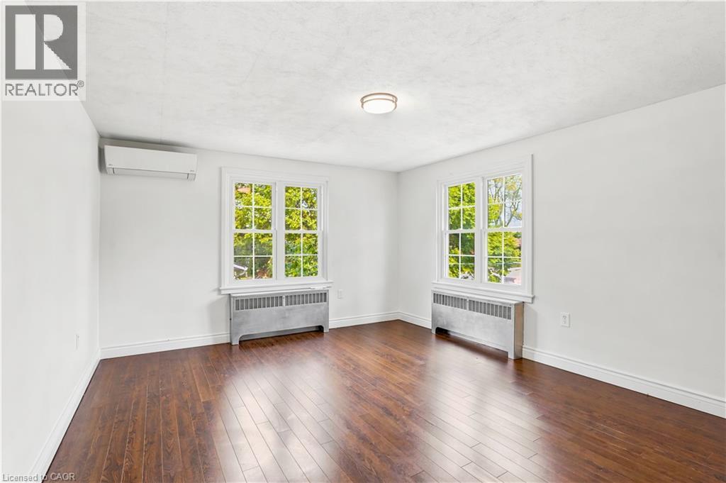 545 Mohawk Road W, Hamilton, ON