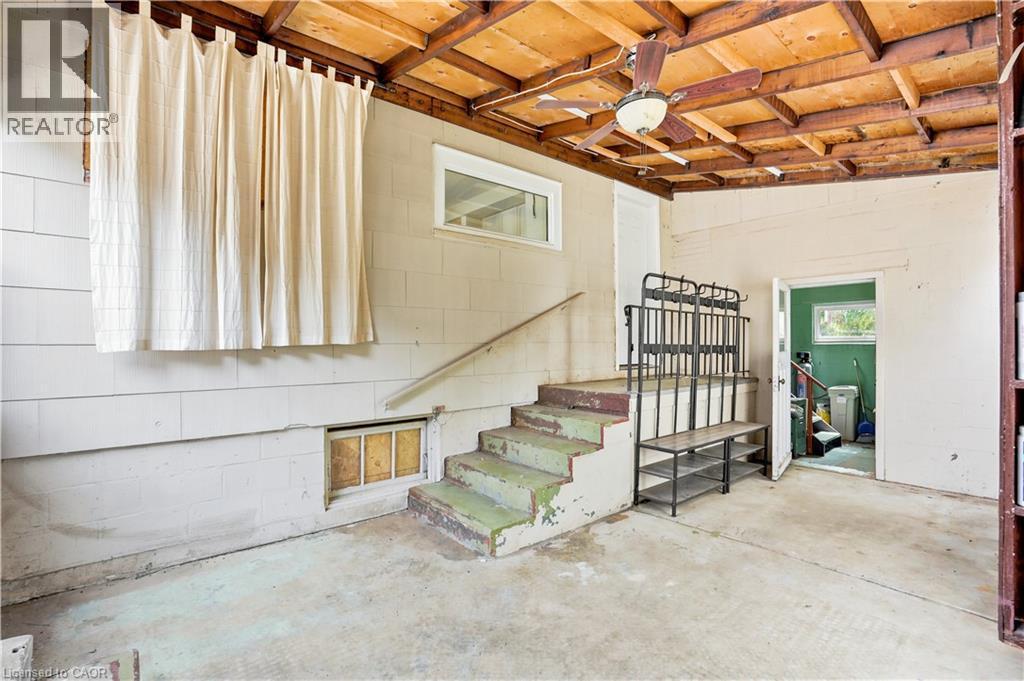 545 Mohawk Road W, Hamilton, ON