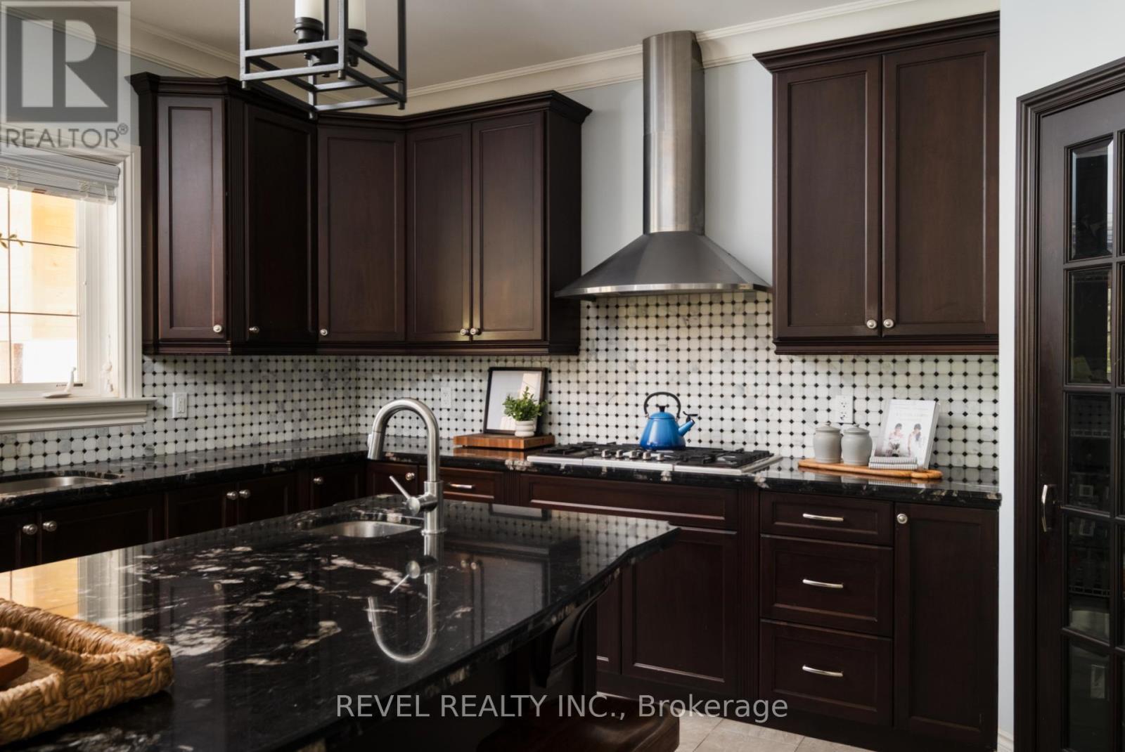 1505 Milburough Line, Hamilton, ON