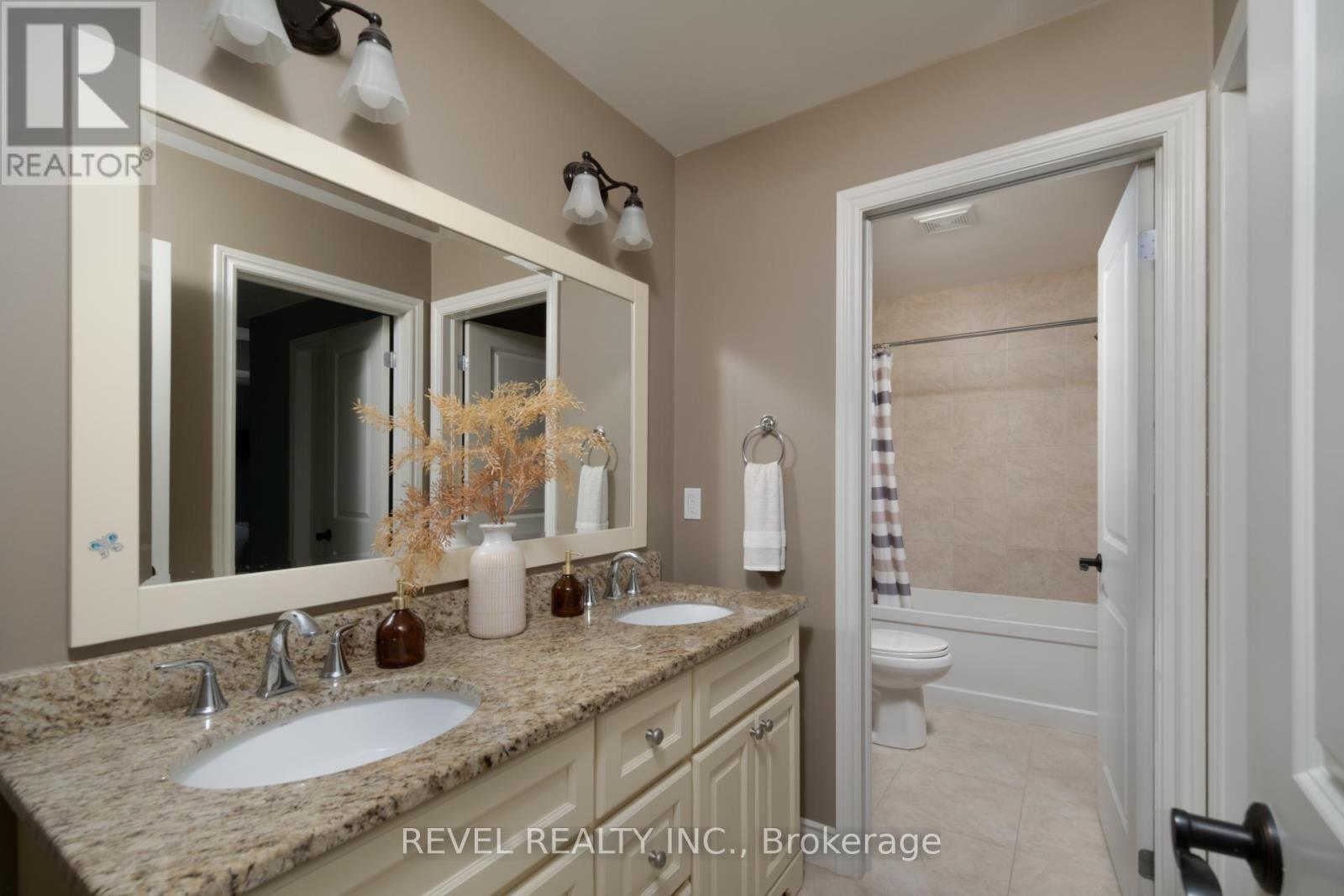 1505 Milburough Line, Hamilton, ON