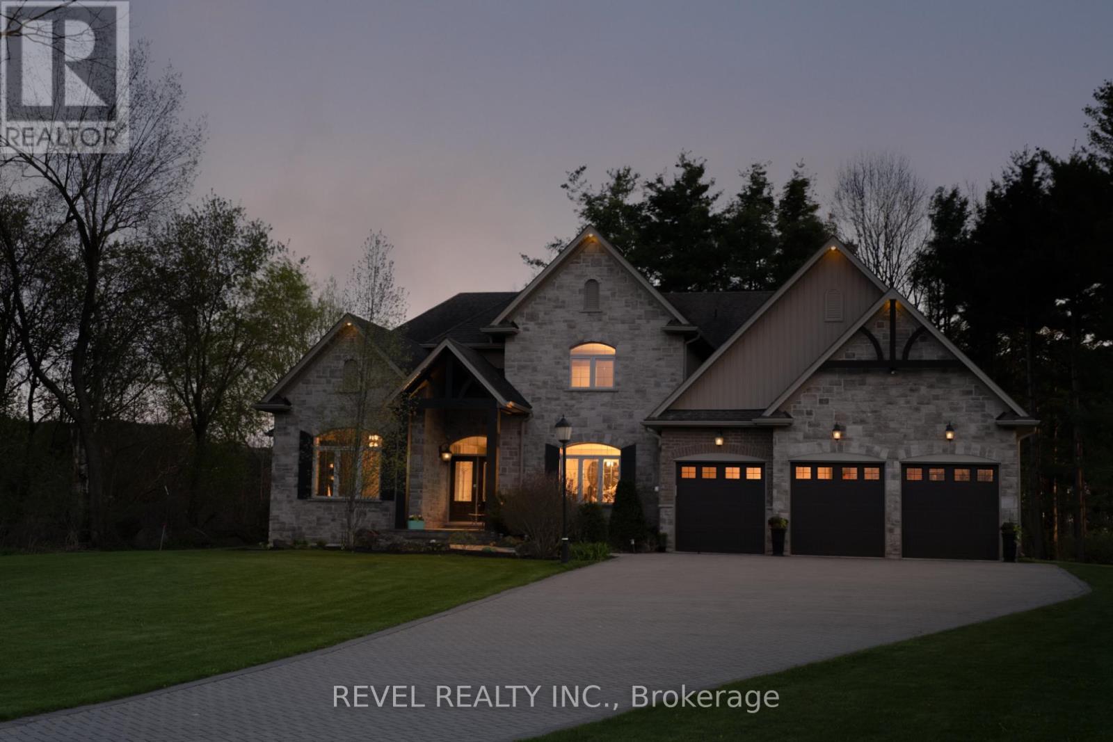 1505 Milburough Line, Hamilton, ON