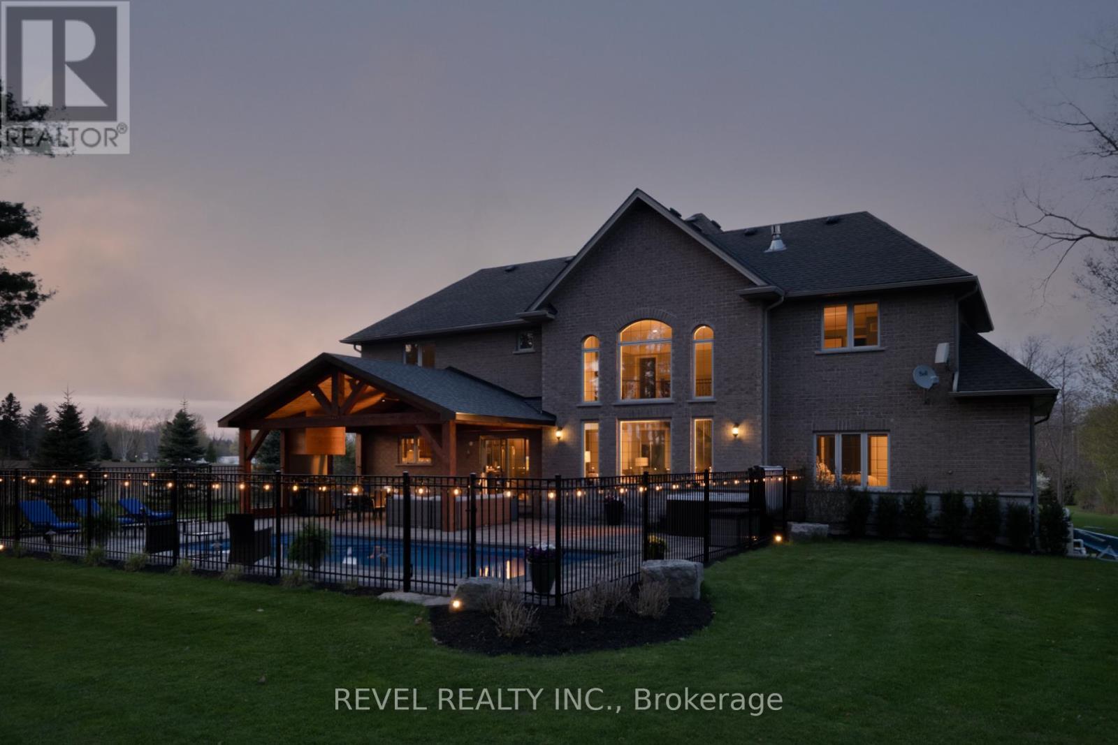 1505 Milburough Line, Hamilton, ON