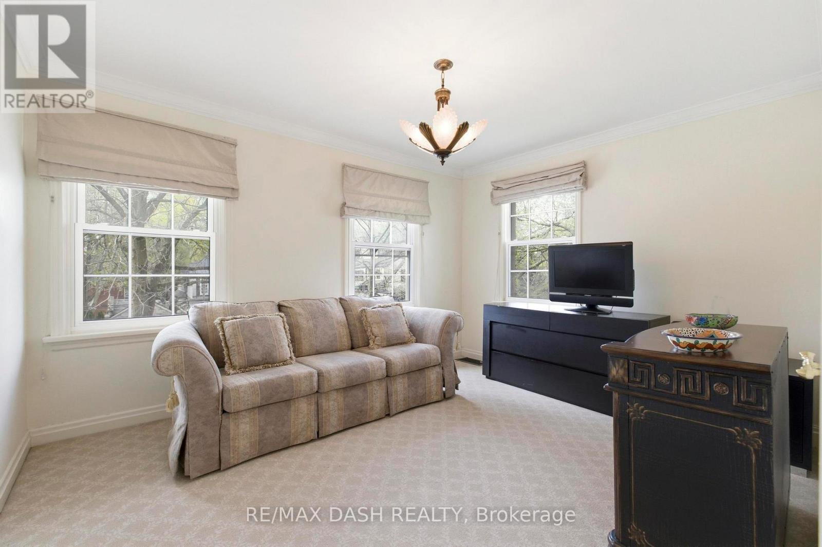 268 Lonsdale Road, Toronto, ON