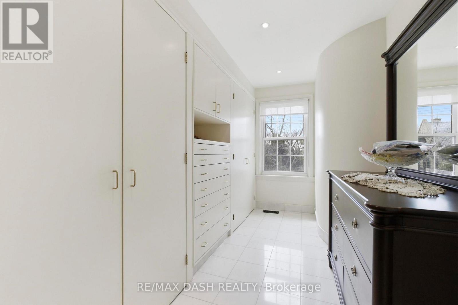 268 Lonsdale Road, Toronto, ON