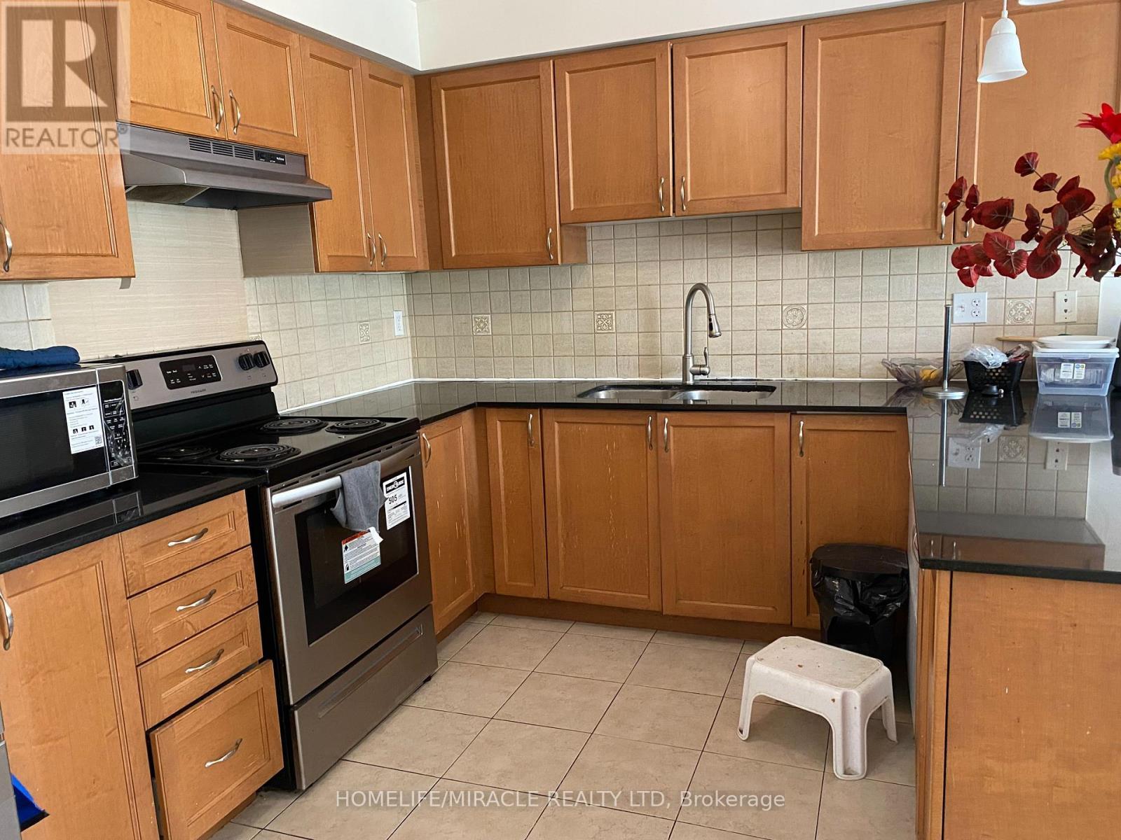 13 Vasto Lane, Toronto, ON