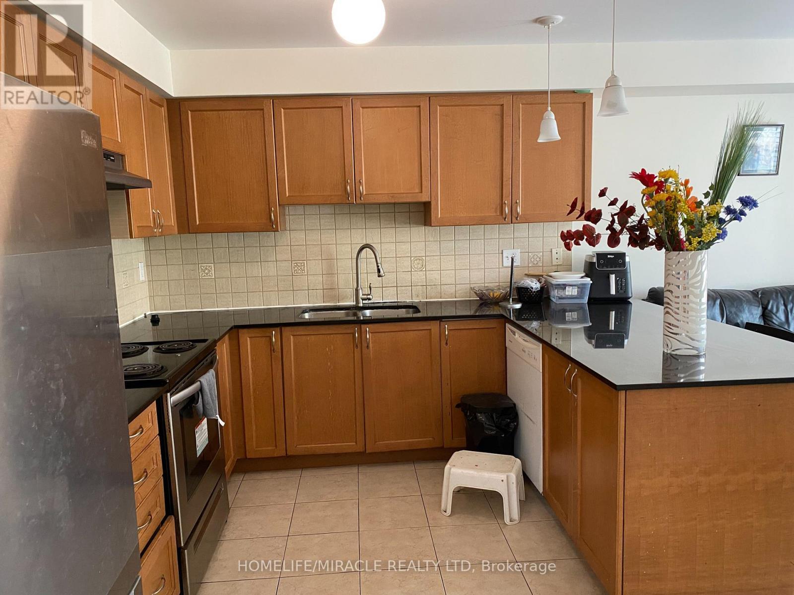 13 Vasto Lane, Toronto, ON