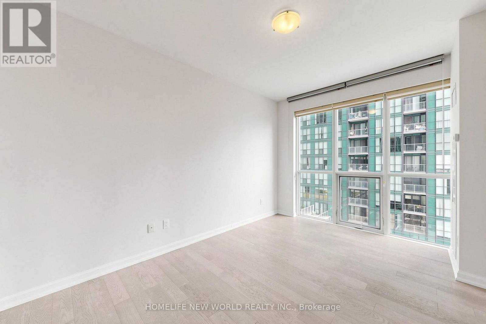 902 - 11 Bogert Avenue, Toronto, ON