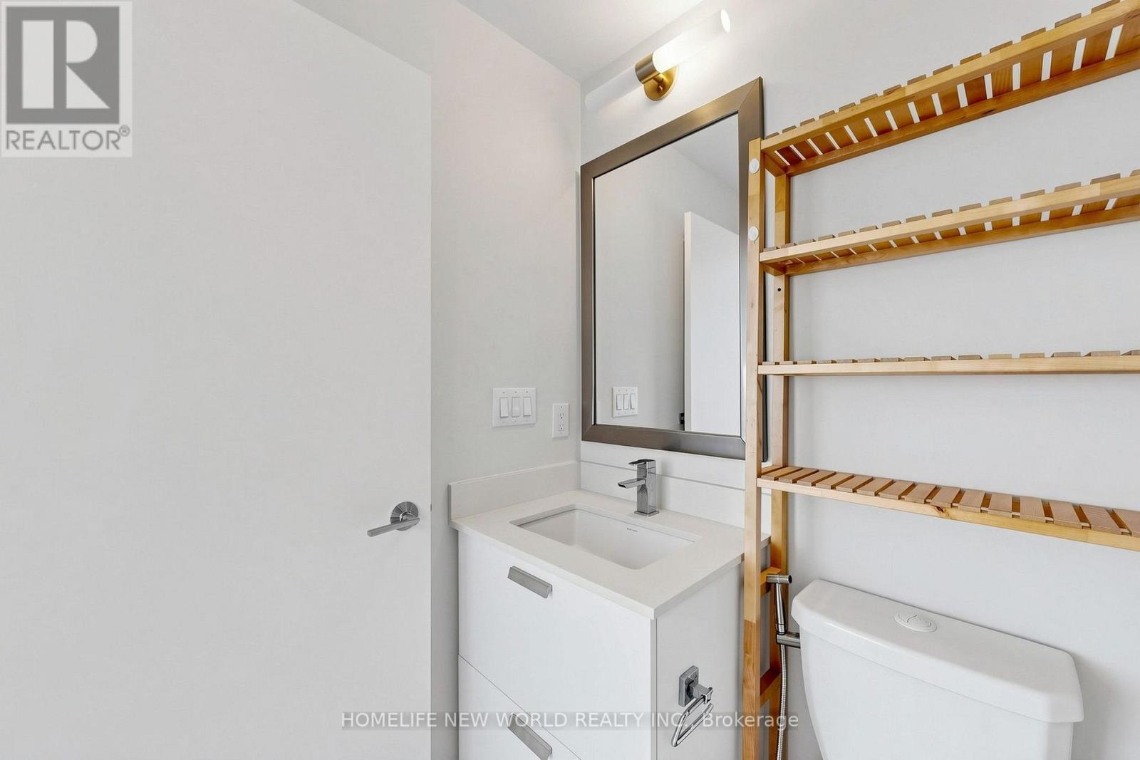 902 - 11 Bogert Avenue, Toronto, ON