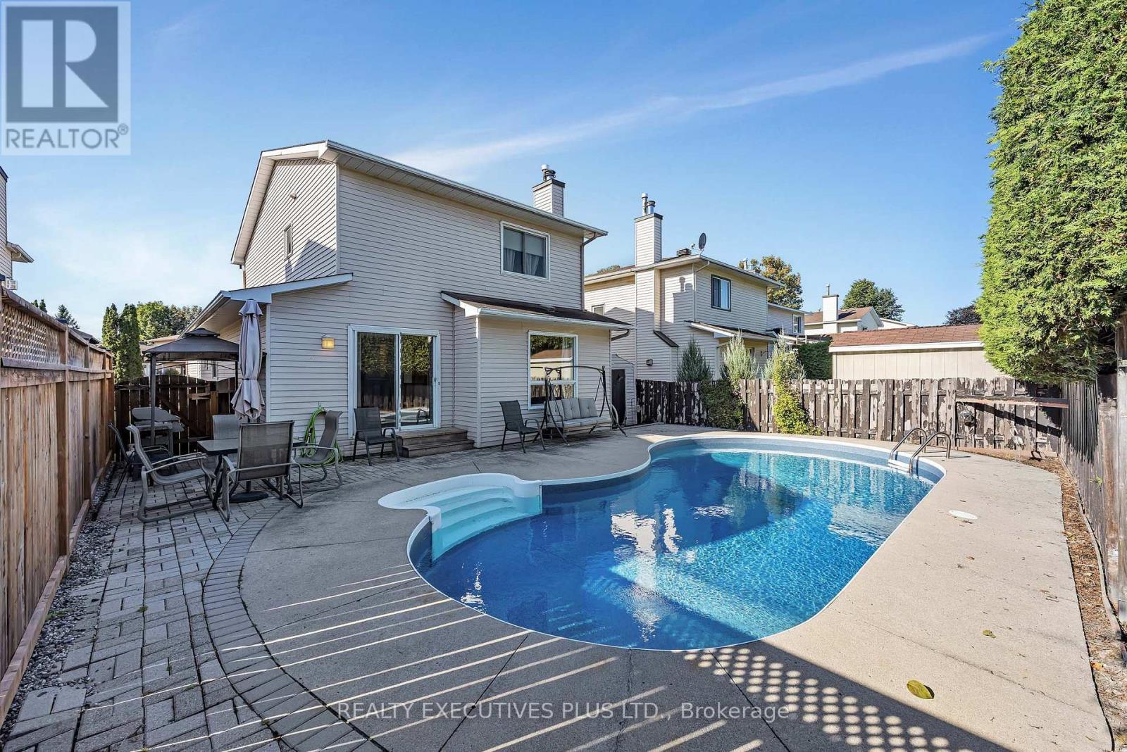 1649 Tupello Way, Ottawa, ON