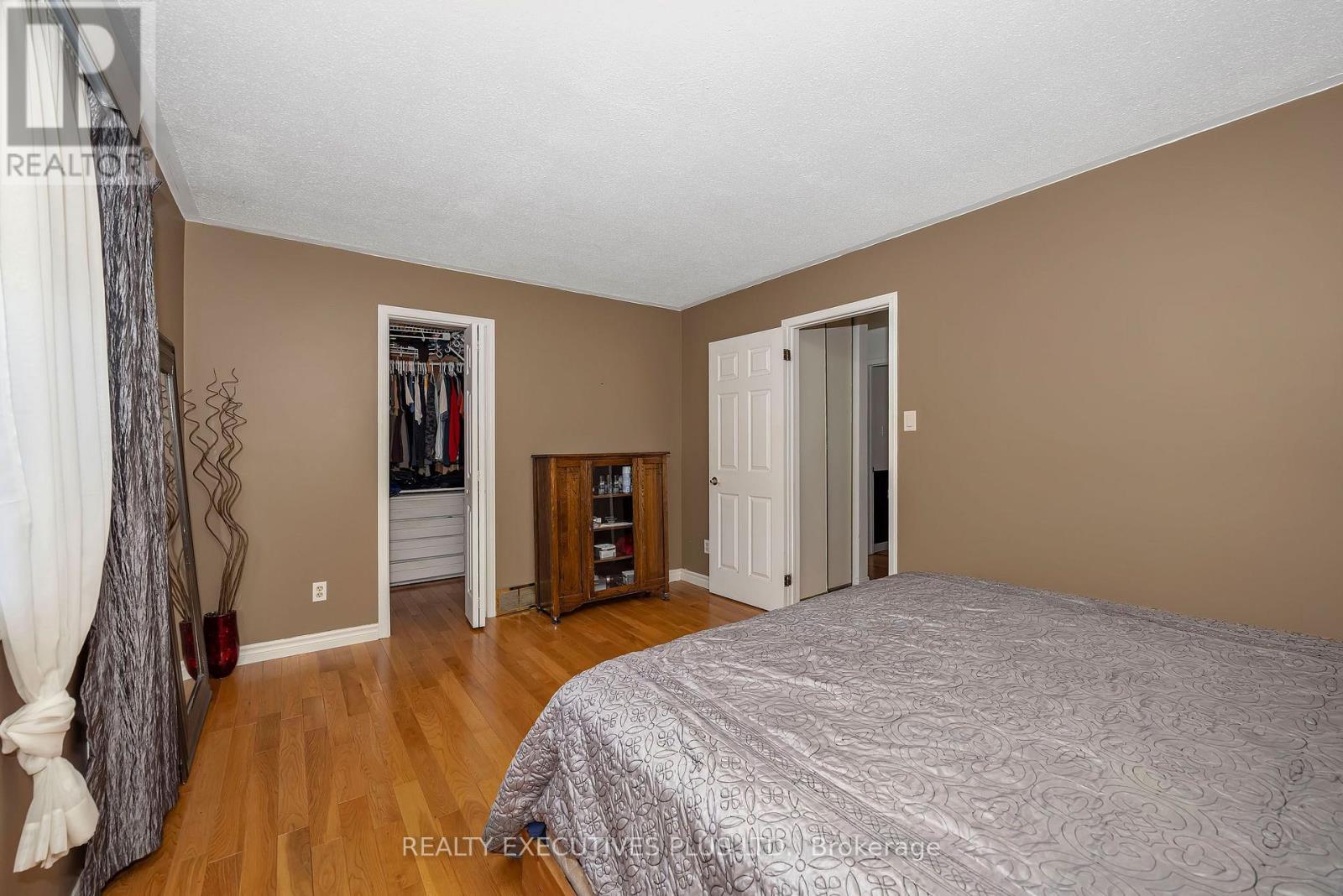 1649 Tupello Way, Ottawa, ON