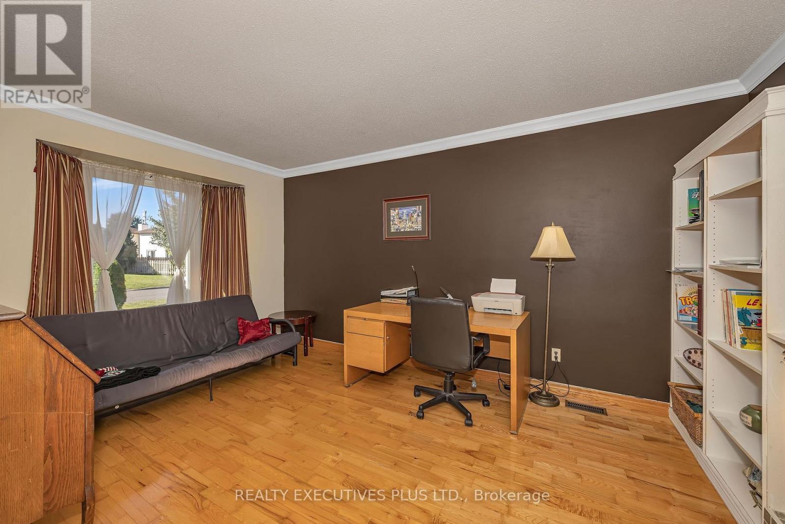 1649 Tupello Way, Ottawa, ON