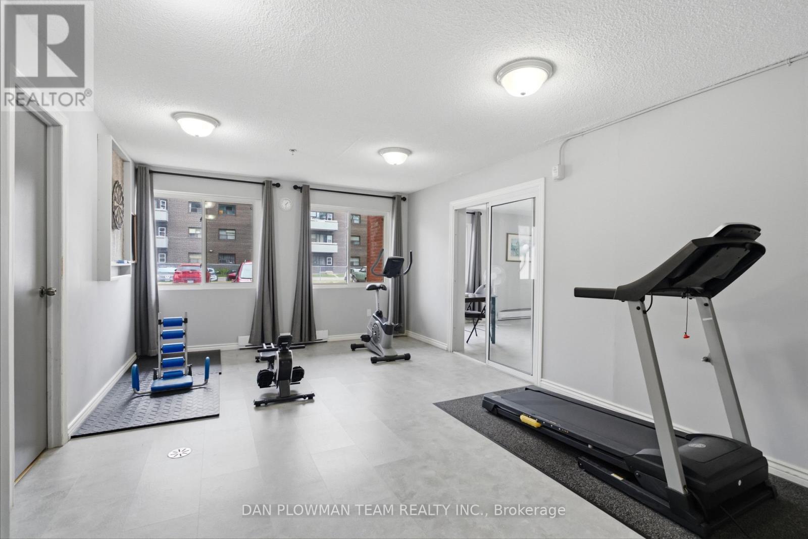 204 - 131 Taunton Road E, Oshawa, ON