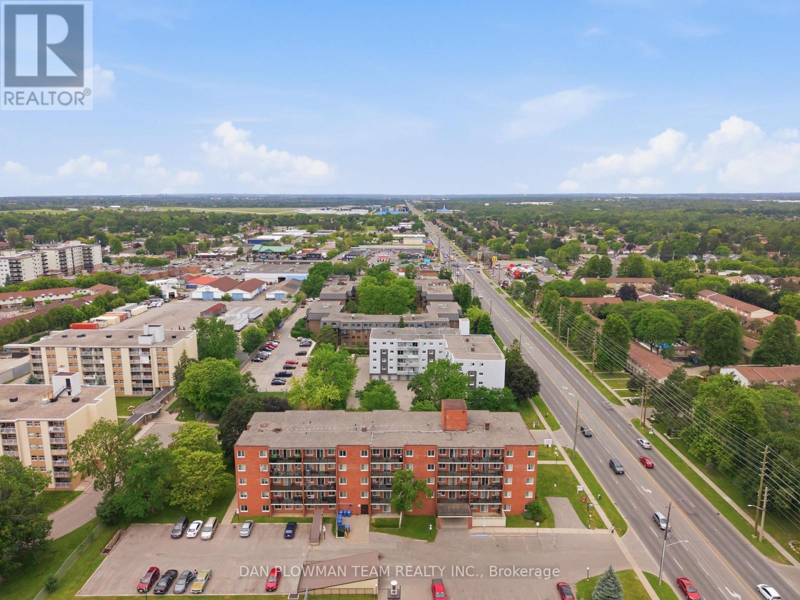 204 - 131 Taunton Road E, Oshawa, ON