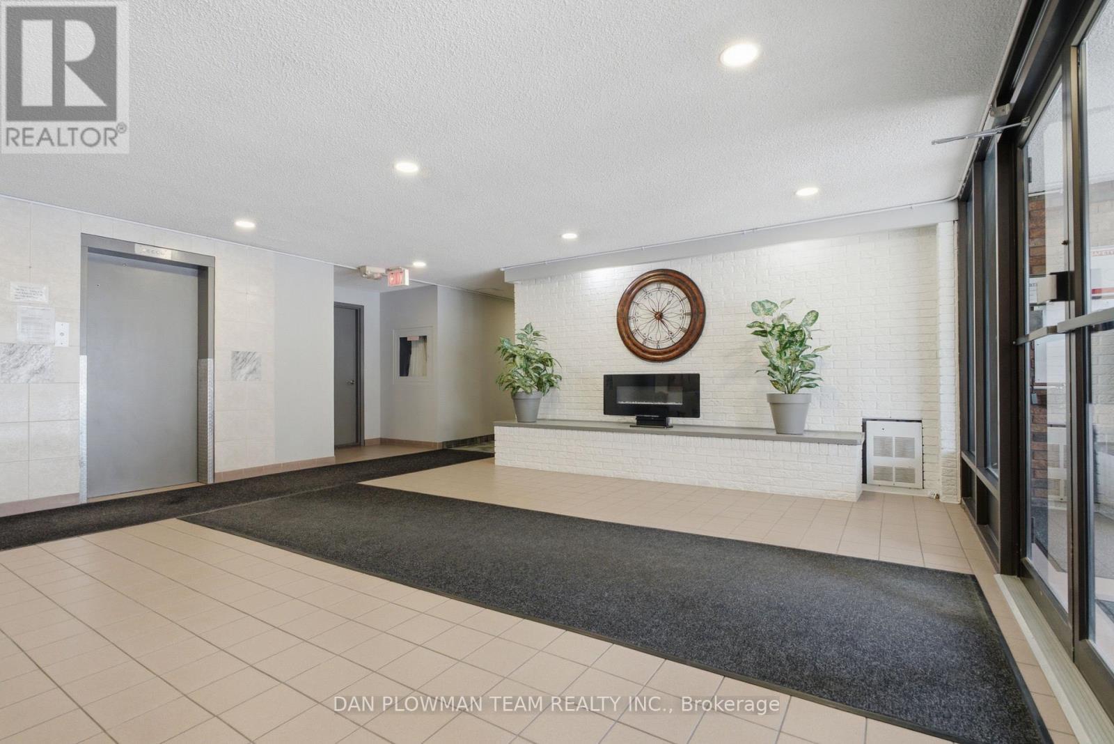 204 - 131 Taunton Road E, Oshawa, ON