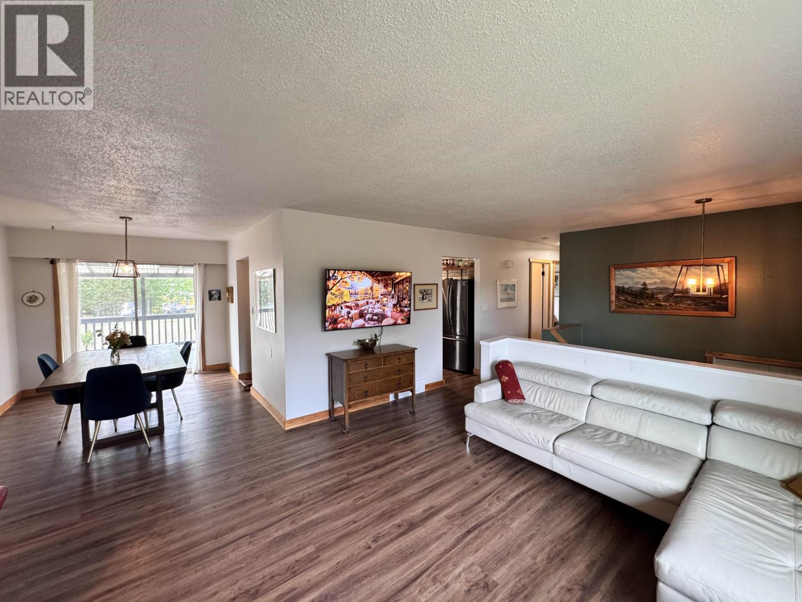 6494 Grey Crescent, Horse Lake, BC
