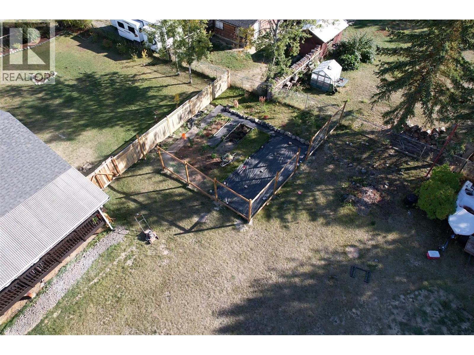 6494 Grey Crescent, Horse Lake, BC
