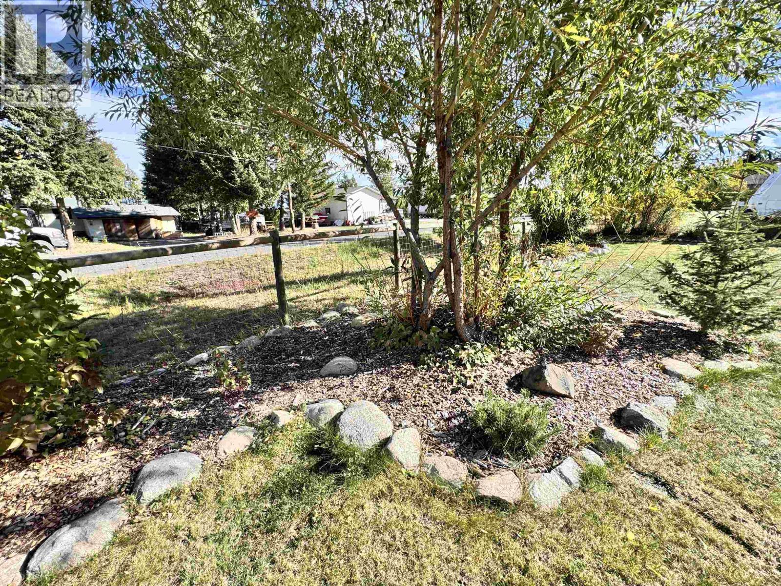 6494 Grey Crescent, Horse Lake, BC