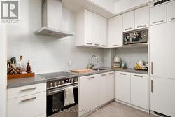 Lots of counter space for all your appliances -