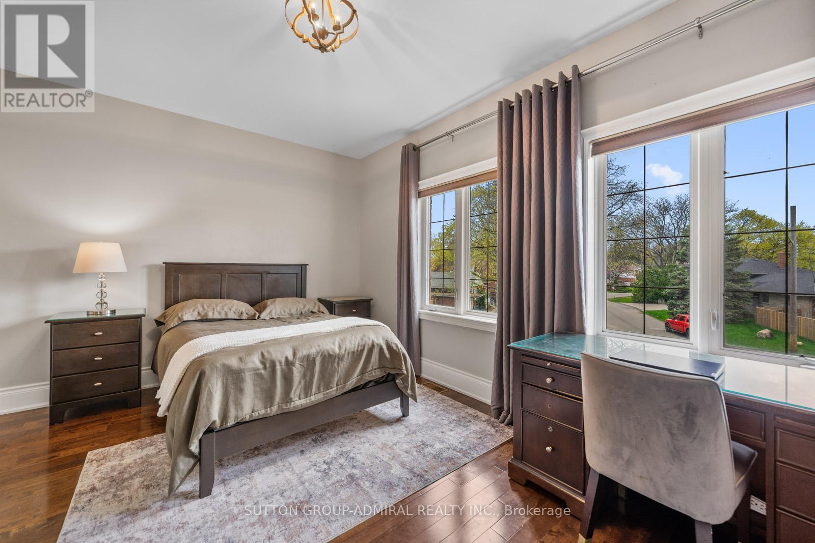 9 Cheshire Drive, Toronto, ON