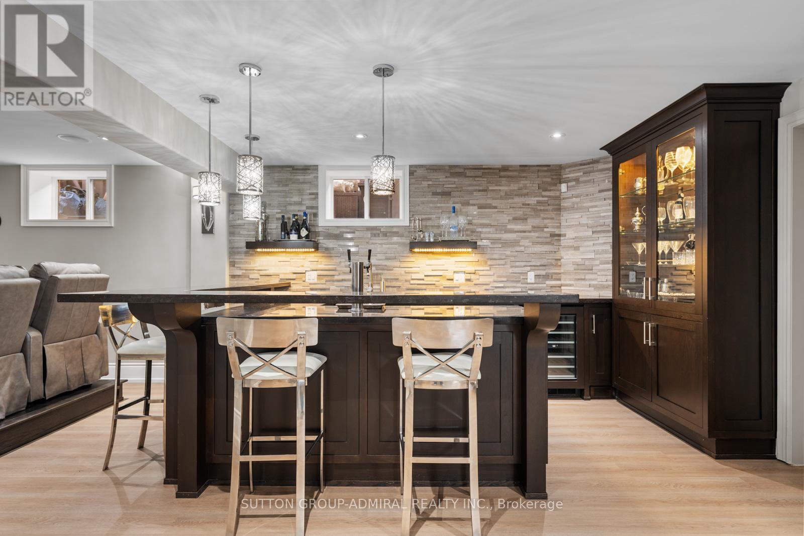 9 Cheshire Drive, Toronto, ON