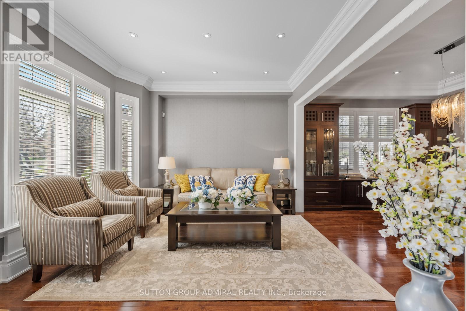 9 Cheshire Drive, Toronto, ON