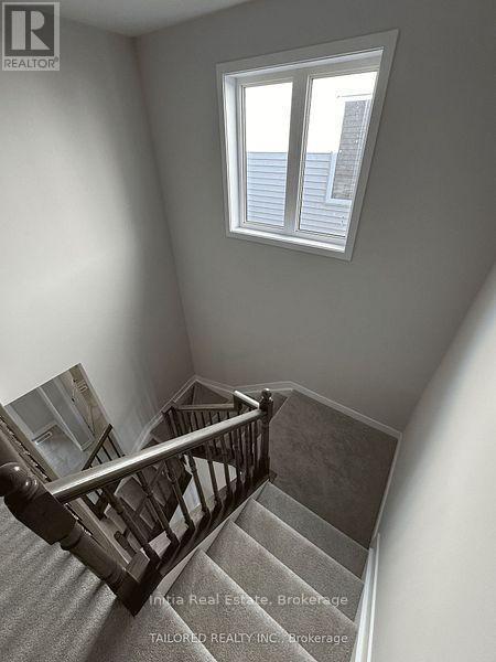 202 Gibbous Place, Ottawa, ON