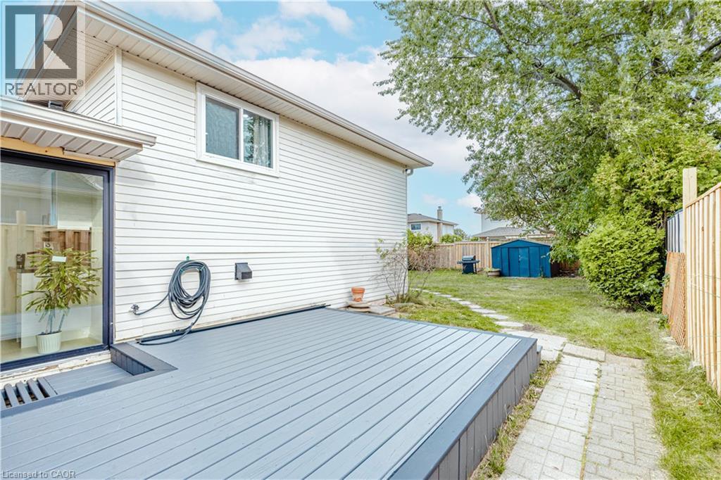 2358 Arnold Crescent, Burlington, ON