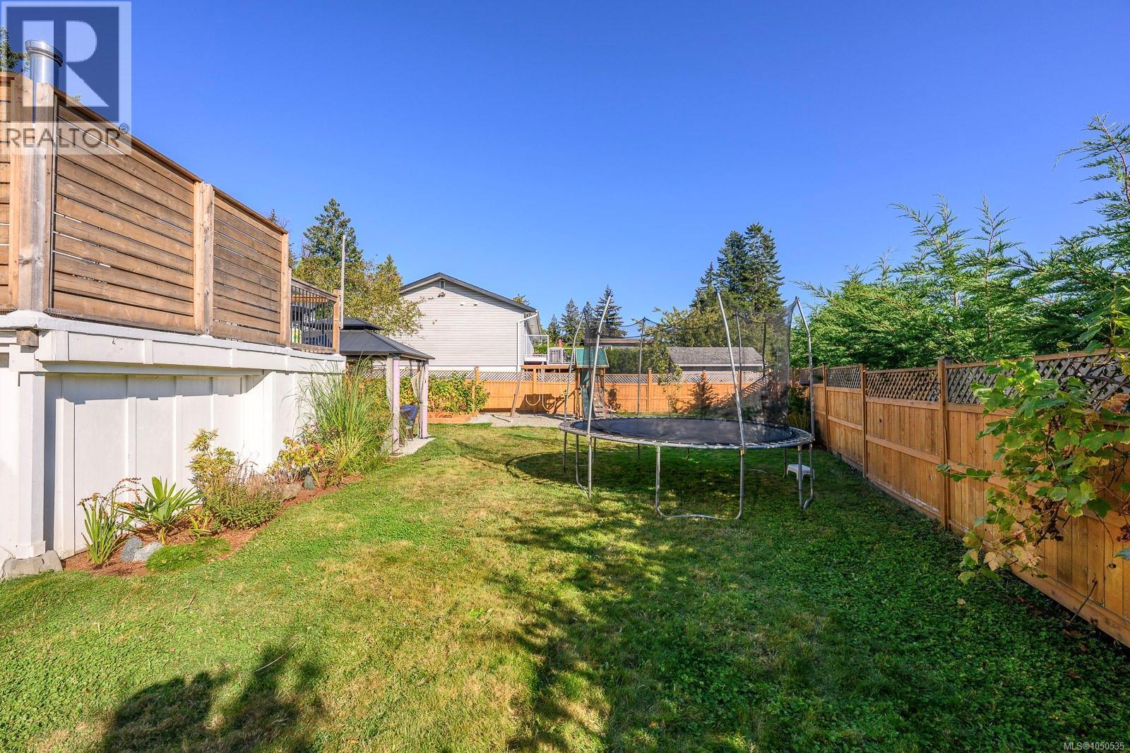 1719 Robb Ave, Comox, BC