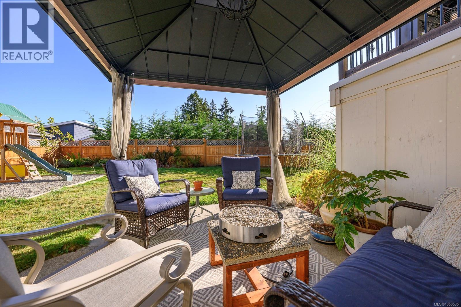 1719 Robb Ave, Comox, BC