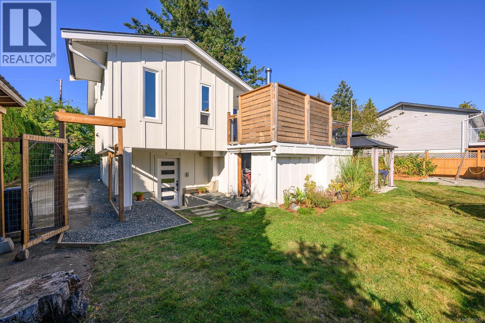 1719 Robb Ave, Comox, BC