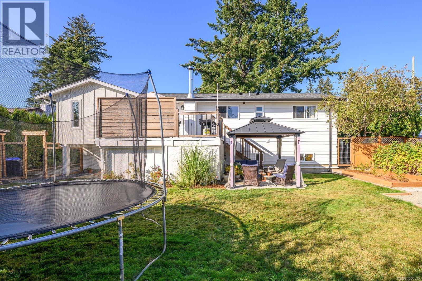 1719 Robb Ave, Comox, BC