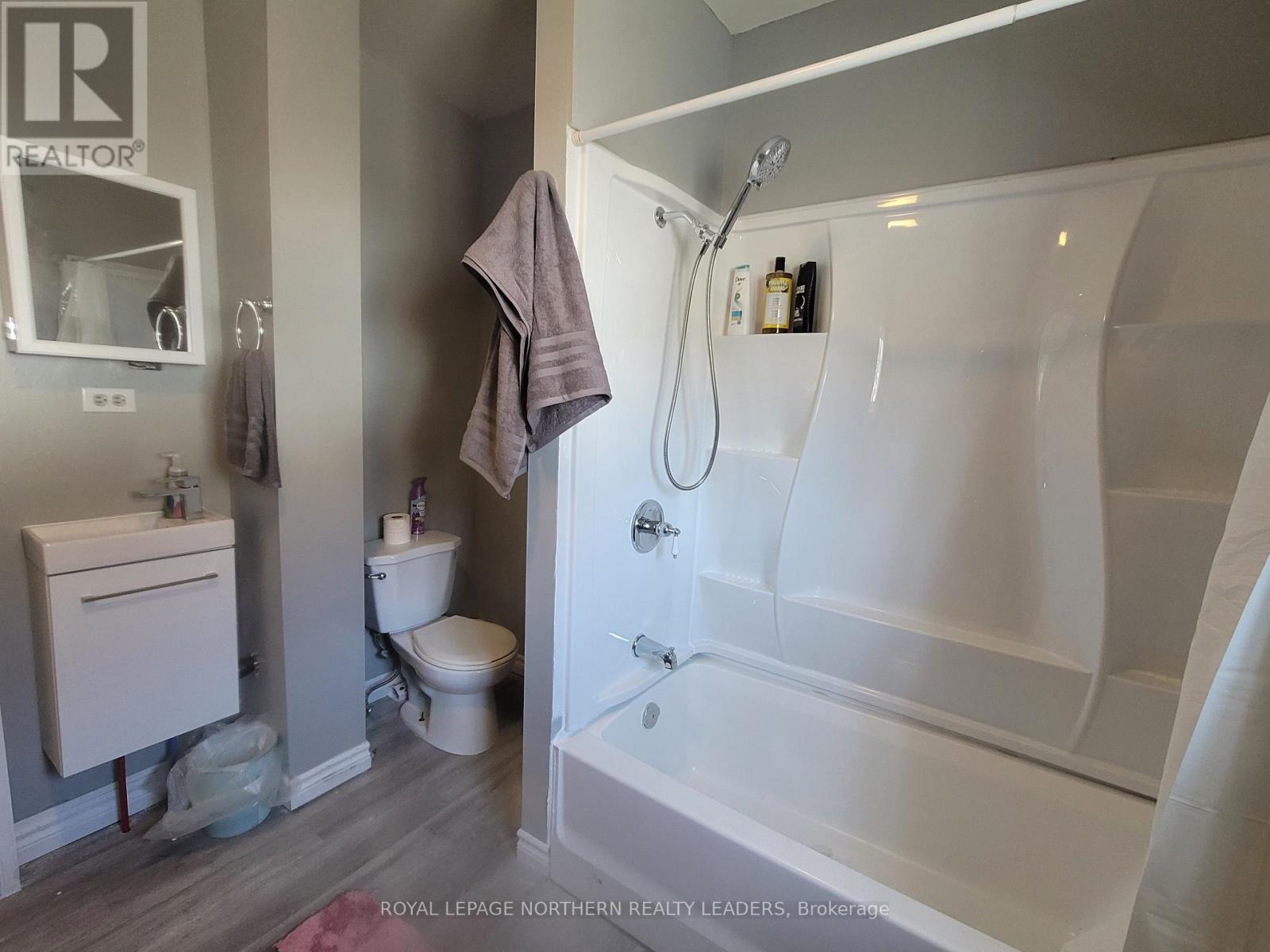 196 Wilson Avenue, Timmins (Ts - Sw), ON
