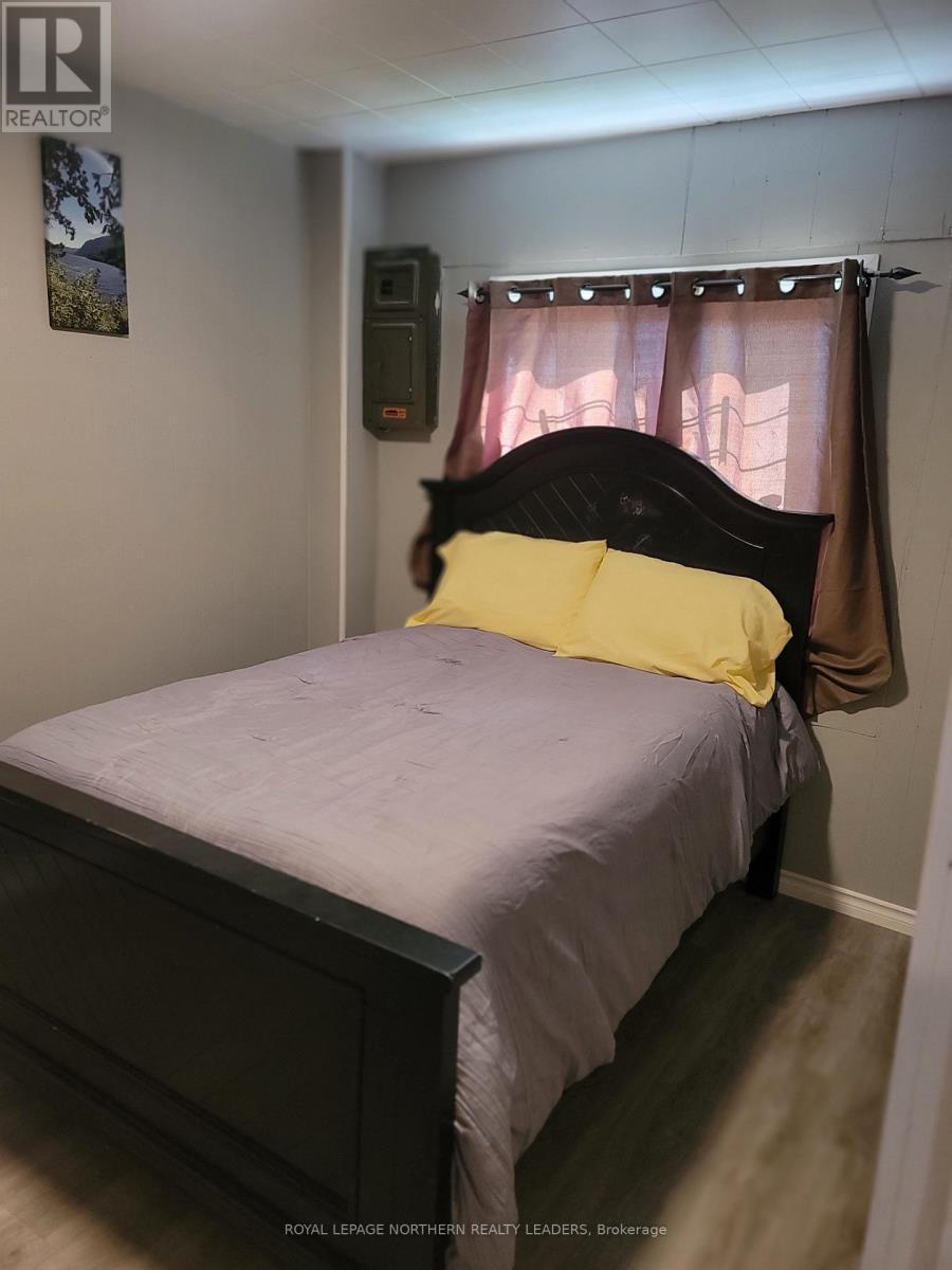 196 Wilson Avenue, Timmins (Ts - Sw), ON