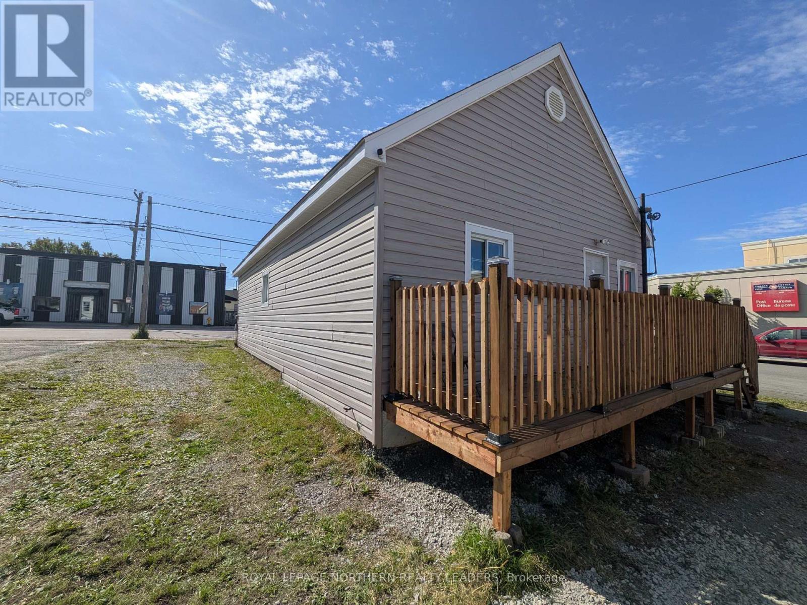 196 Wilson Avenue, Timmins (Ts - Sw), ON