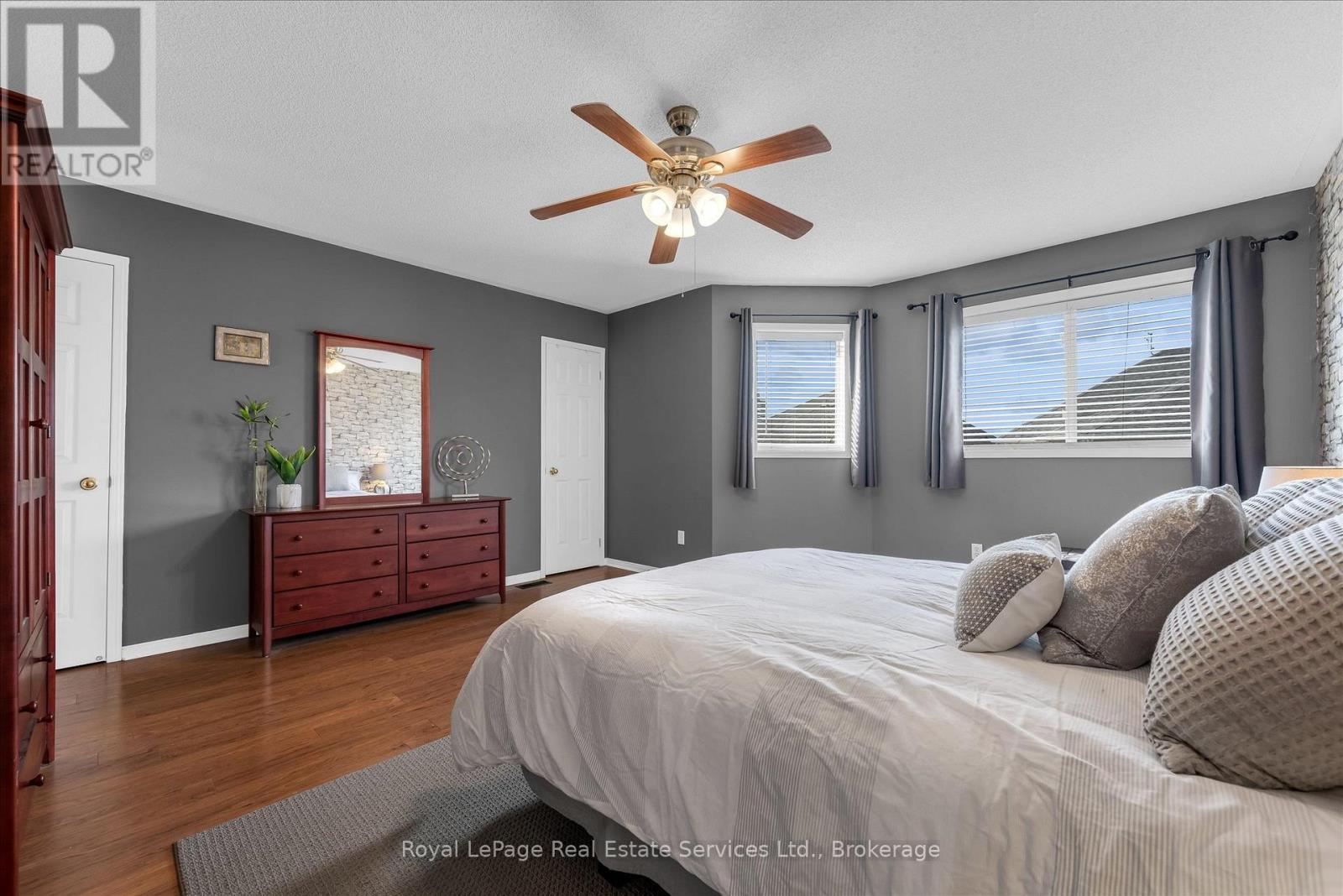 1155 Davis Lane, Milton (De Dempsey), ON