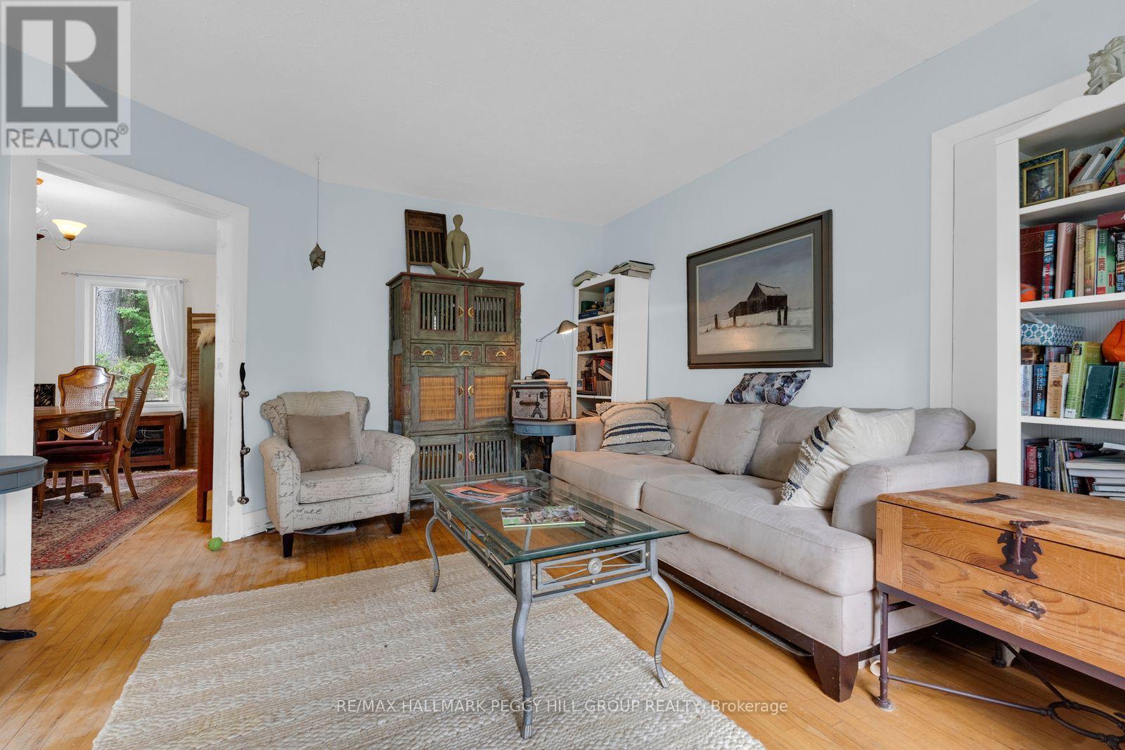 11 Colborne Street, Oro-Medonte, ON